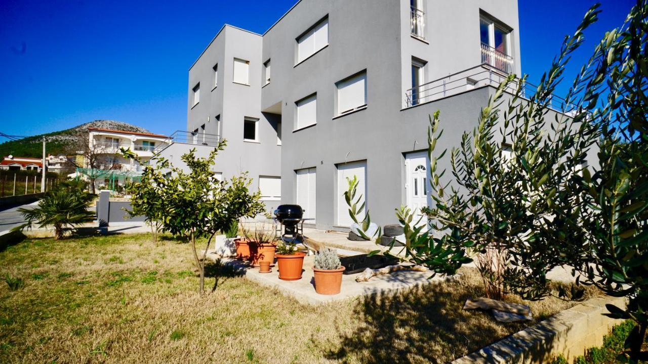 Casa Llena Apartment Seget Vranjica Exterior photo