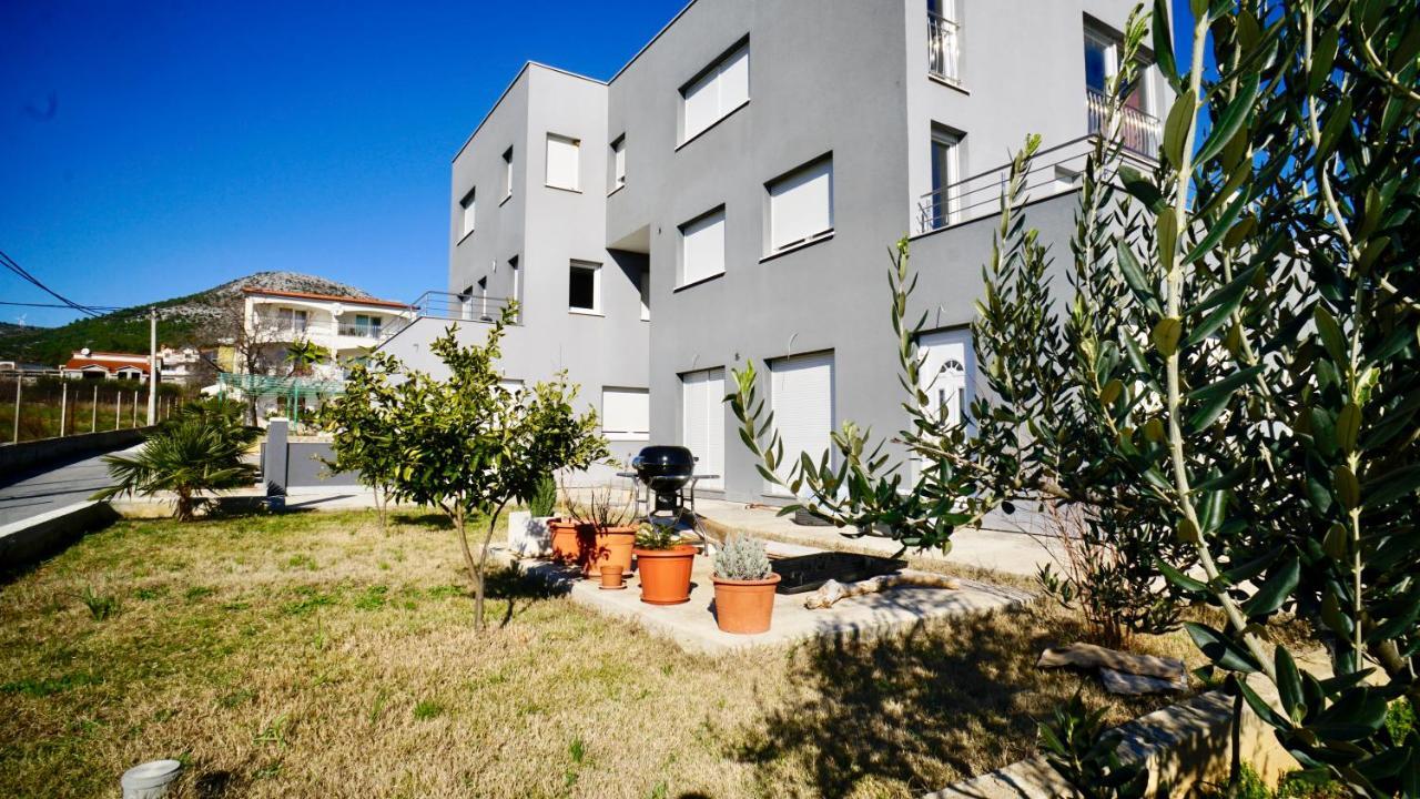 Casa Llena Apartment Seget Vranjica Exterior photo